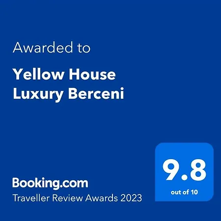 Yellow House Luxury Berceni アパート *